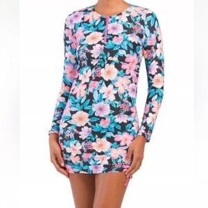 NWOT Pipeline Floral Long Sleeve Rash Guard Swim Dress Ruched Sides Quarter Zip